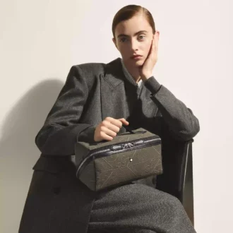 4810 jacquard toiletry case