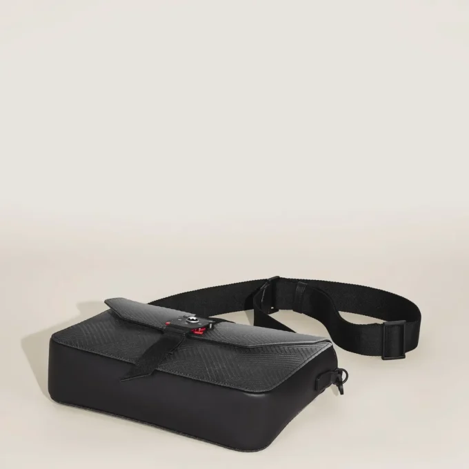 Extreme 3.0 messenger with M LOCK 4810 buckle