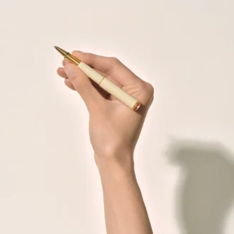 Montblanc Heritage Rouge et Noir “Baby” Special Edition Ivory -colored Rollerball Montblanc Heritage Rouge et Noir “Baby” Special Edition Ivory -colored Rollerball