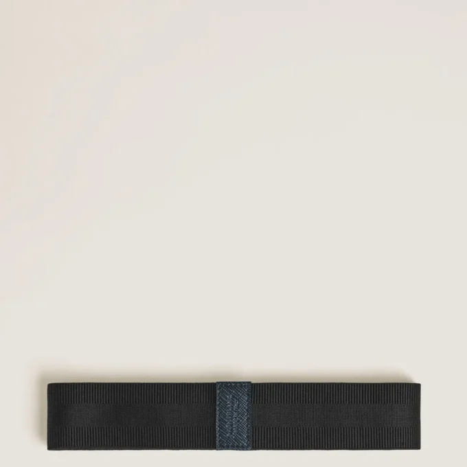 Sartorial 1 pen pouch with elastic band