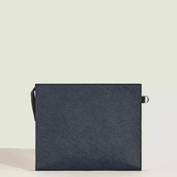 Sartorial clutch