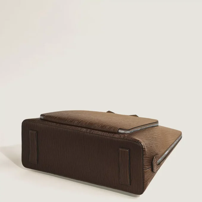 The writing traveler handbag